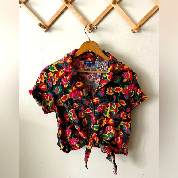 ModCloth Button-up - Picture 1 of 2